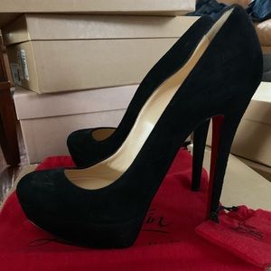 Christian Louboutin Authentic black heal